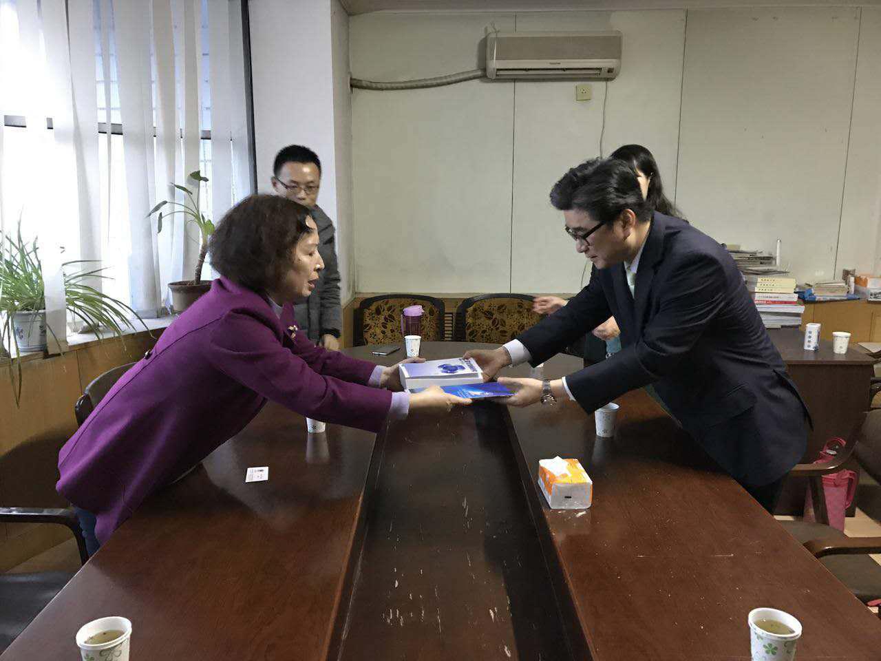黄色网站